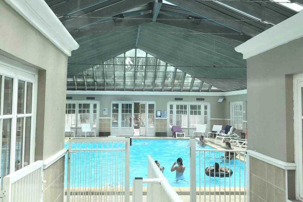 2 Couleur Dune, Piscine, Parking Gratuit Apartment